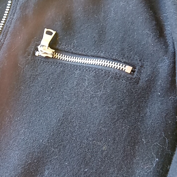 BLACK  GAP  JACKET - Picture 5 of 8